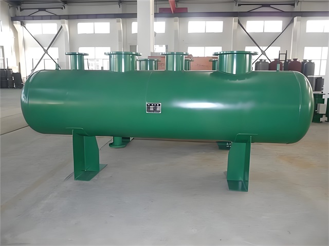新龙锅炉蒸汽分汽缸型号